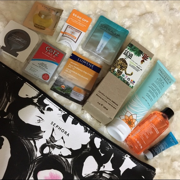 Sephora makeup bag and skincare bundle