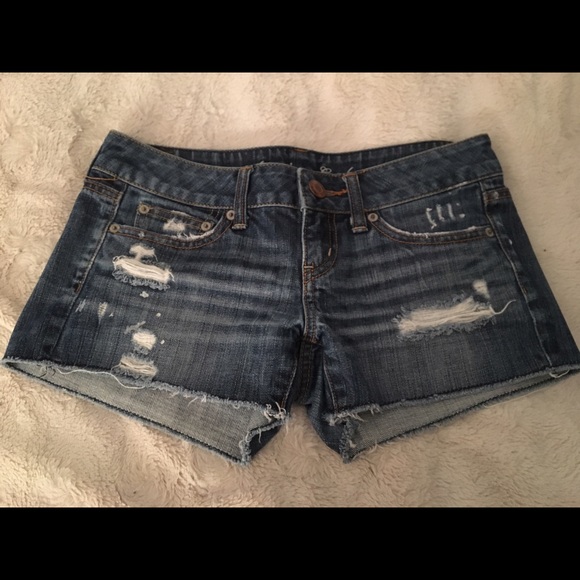 AMERICAN EAGLE SHORTS