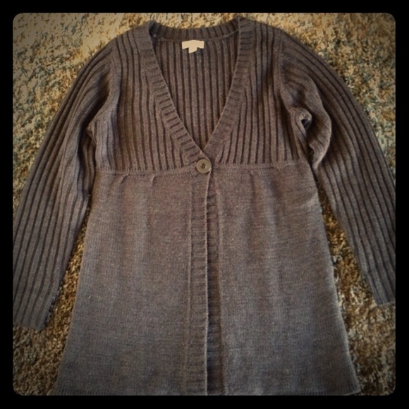 Gray quarter sleeve cardigan