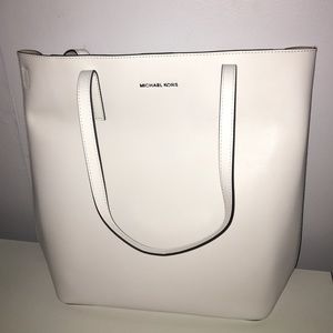 MOVING SALE 1 WEEK ONLY Michael Kors white handbag