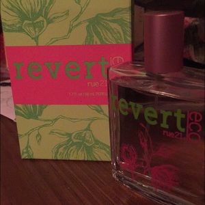 Revert eco by rue 21🌸