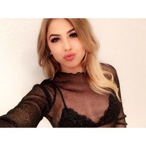 Meet your Posher, Nicole