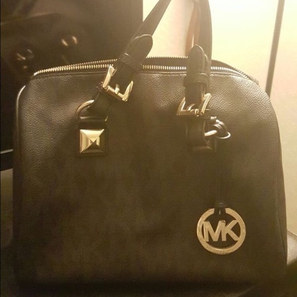 Michael kors hand bag