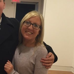 Meet your Posher, Carrie