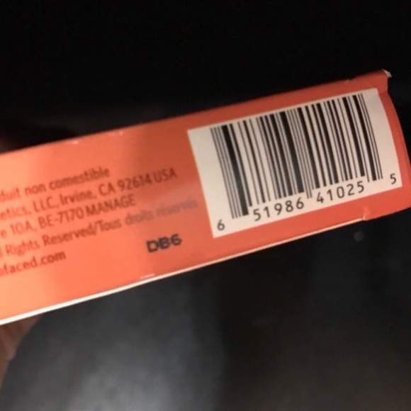 AUthentic NWT TOO FACED SWEET PEACH SCENT PALETTE - Picture 3 of 3