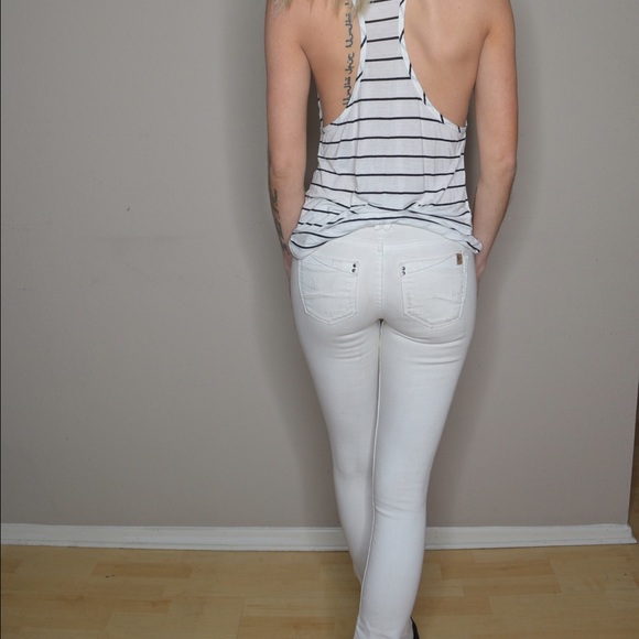 Perfect Ripped White Jeans - Picture 2 of 3