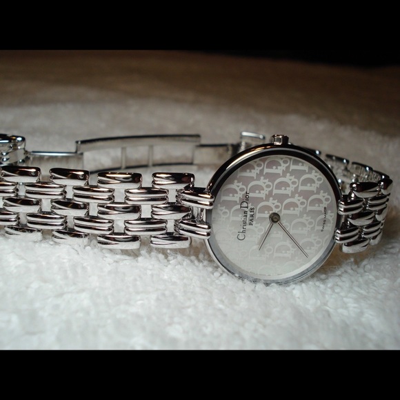 Bagheera Sapphire Crystal Quartz Woman's Watch - Picture 2 of 4