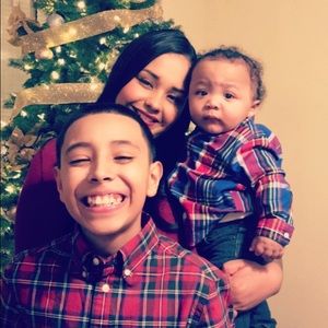 Meet your Posher, Yesenia