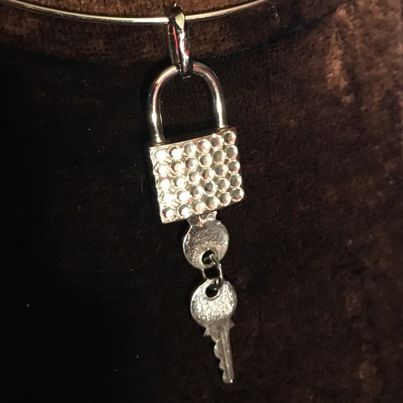 Lock Rhinestone lock n key choker - Picture 3 of 3