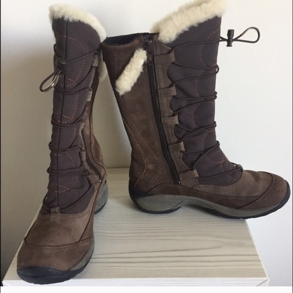 Merrill boots
