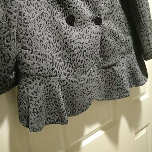 Jacket - Picture 2 of 3