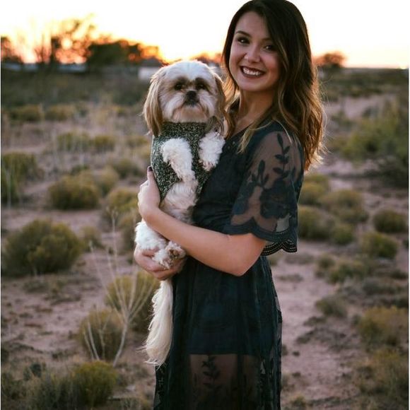 Meet your Posher, Lea - Picture 1 of 1