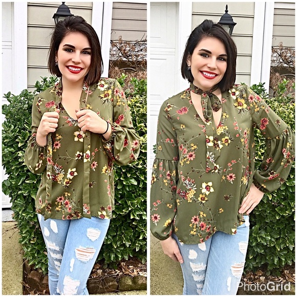 Front tie olive floral tunic! LAST ONE - Picture 2 of 4