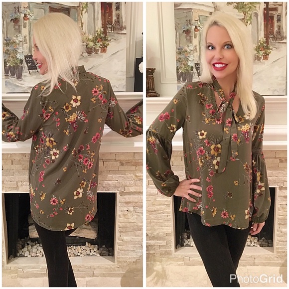 Front tie olive floral tunic! LAST ONE - Picture 3 of 4