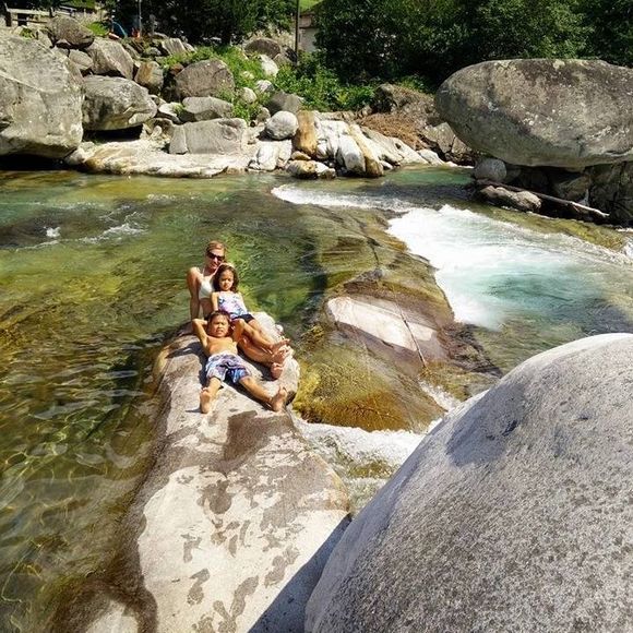 Meet your Posher, Luzia