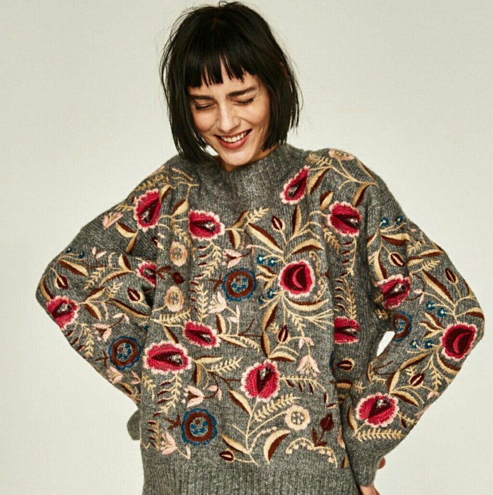 🌹ZARA FLORAL OVERSIZED EMBROIDERED SWEATER🌹