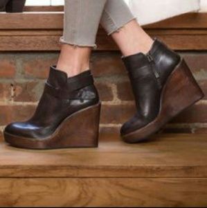 Dolce Vita Platform Colie Booties