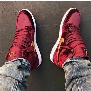 Meet your Posher, Javier