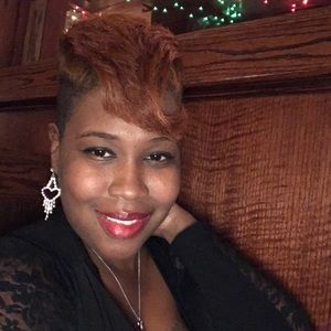 Meet your Posher, Sharika