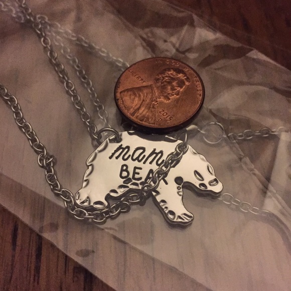 🐻 Mama Bear Necklace Silver or Gold Color Chain - Picture 3 of 5