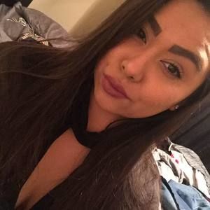 Meet your Posher, Nakisha