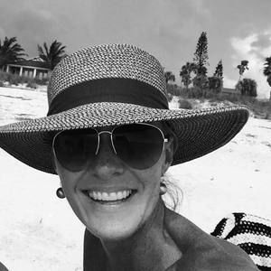 Meet your Posher, Stacey