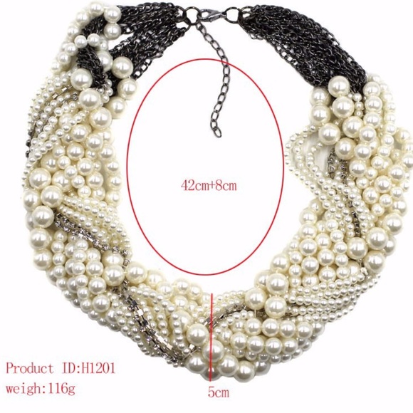 Big Pearl Necklace - Picture 6 of 6