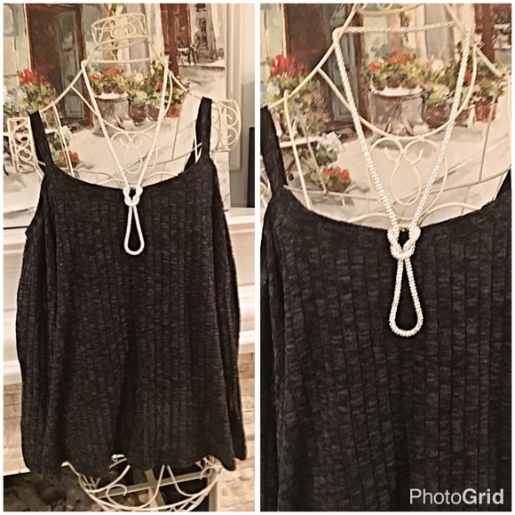 Plus SZ charcoal ribbed cold shoulder top - Picture 2 of 2