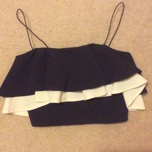 🌷💐🌸  MUST HAVE!! Super SEXY & FEMININE CROPPED