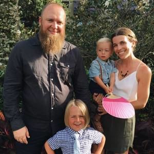 Meet your Posher, Avery