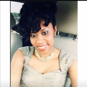 Meet your Posher, Petal