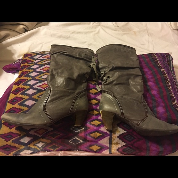 Steve Madden boots