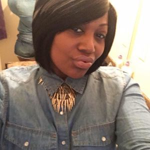 Meet your Posher, Keziah