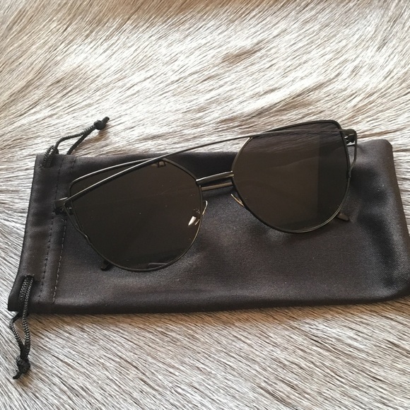 Cat Eye Metal Frame Black Sunglasses - Picture 5 of 6