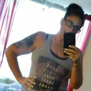 Meet your Posher, Nicole