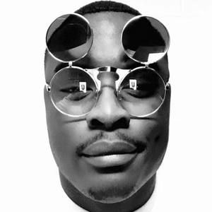 Meet your Posher, Torian