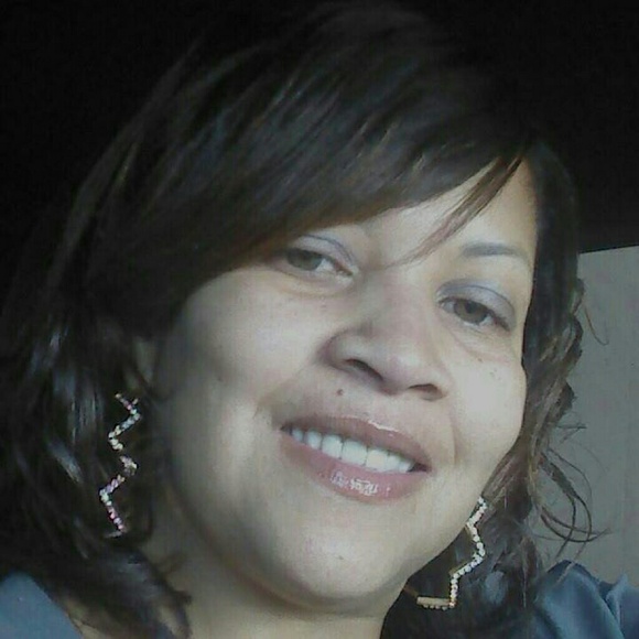 Meet your Posher, Deanna