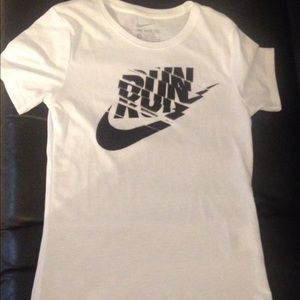 Dri-Fit Nike Tee ✔️