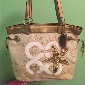 Coach Audrey Summer Starfish Tote Bag