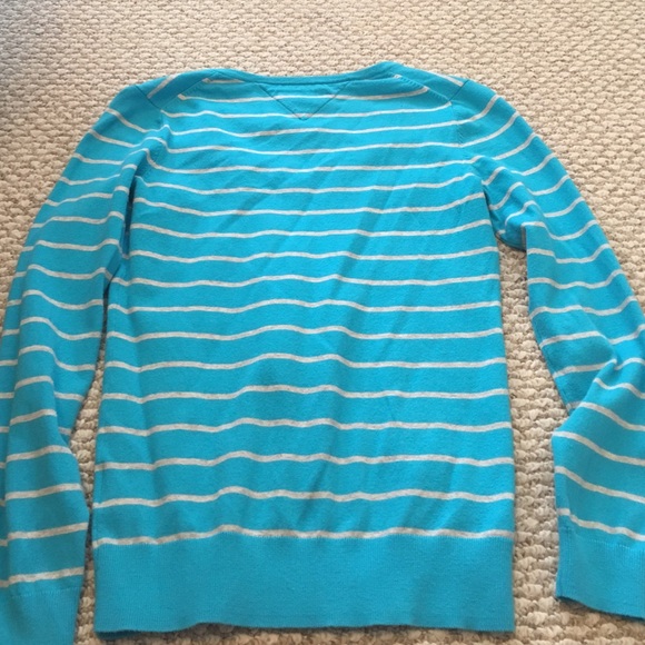 Blue and grey Tommy Hilfiger sweater - Picture 4 of 4