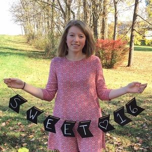 Meet your Posher, Caroline