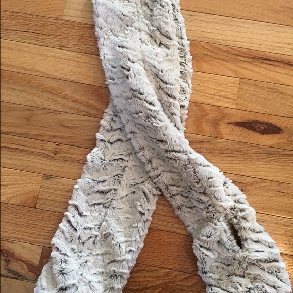 Faux Fur scarf