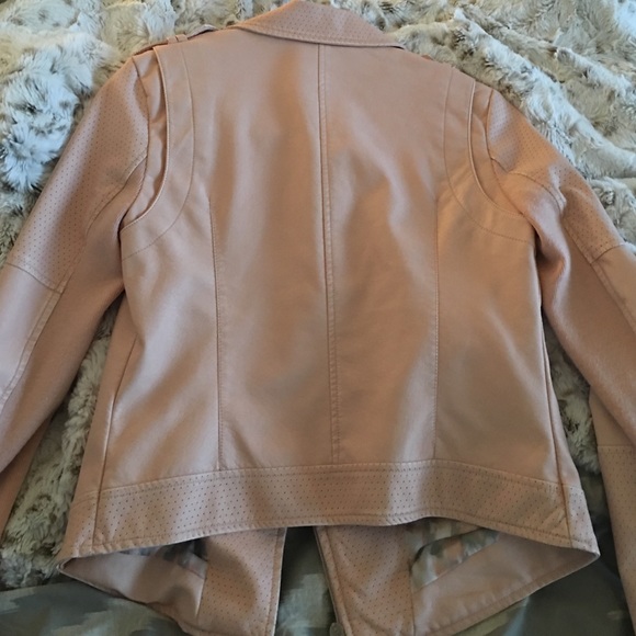 Bcbg Generation Light Pink Perforated Jacket - image 3