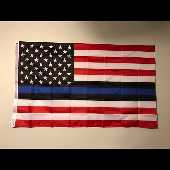 New American Flag Supporting Leos