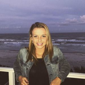 Meet your Posher, Leah