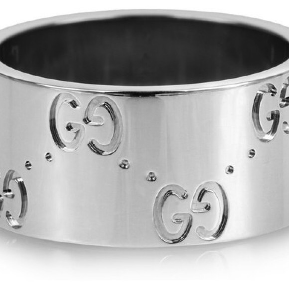 Icon medium band in White gold
$ 1,750