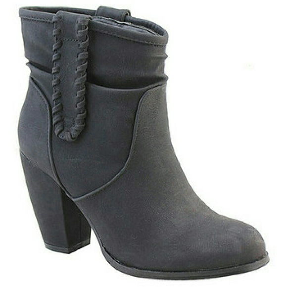 Black Mohawk Boot