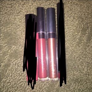 2 Colourpop Metallic Lippies