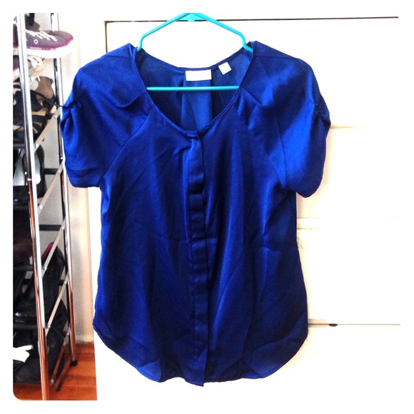 Flowy blue dress shirt