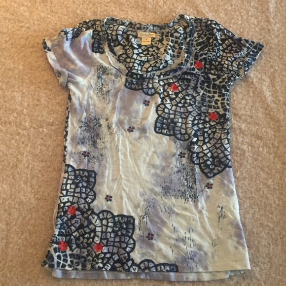 Lucky brand tee shirt